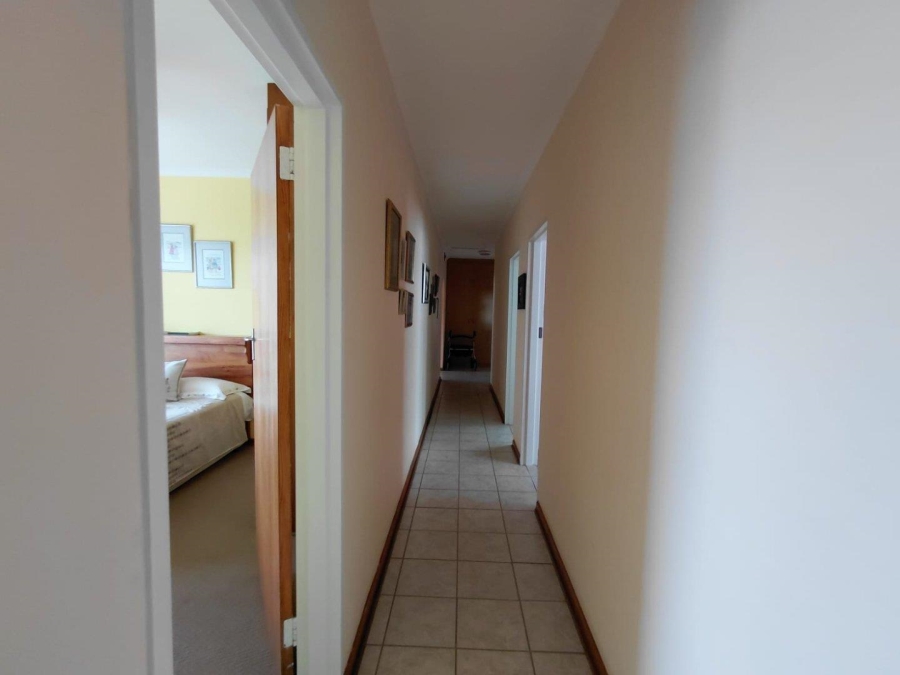 4 Bedroom Property for Sale in Wavecrest Eastern Cape